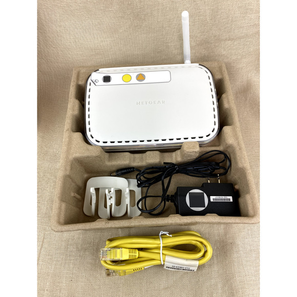 NETGEAR Wireless-G Router With Power Cord WGR614NA - Picture 3 of 4